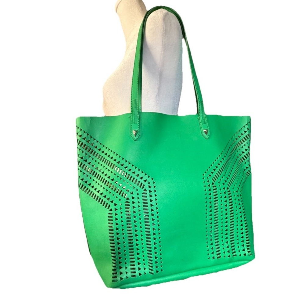 Stella & Dot Green Leather Laser Cut Tote Bag Boho Resort Large Shopper Beach